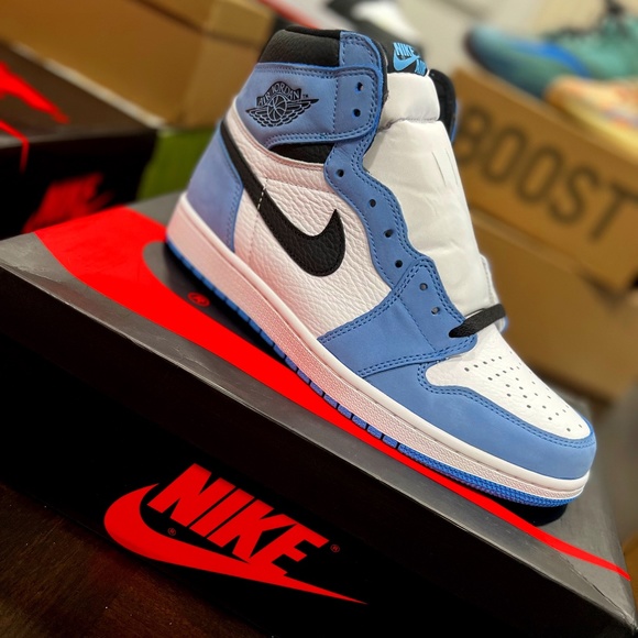 jordans 1 retro high og blue
